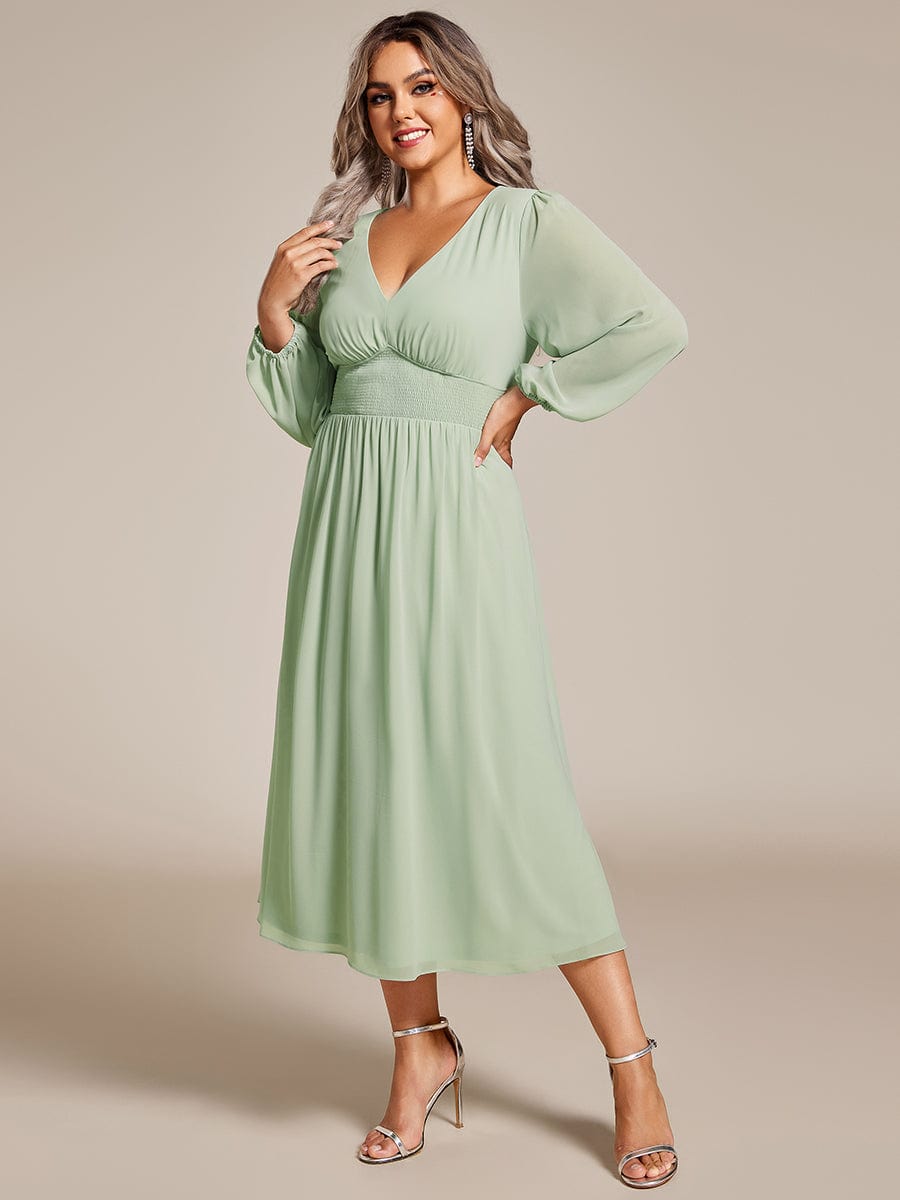 Elegant V-Neck Chiffon Wedding Guest Dress for Plus Size Women