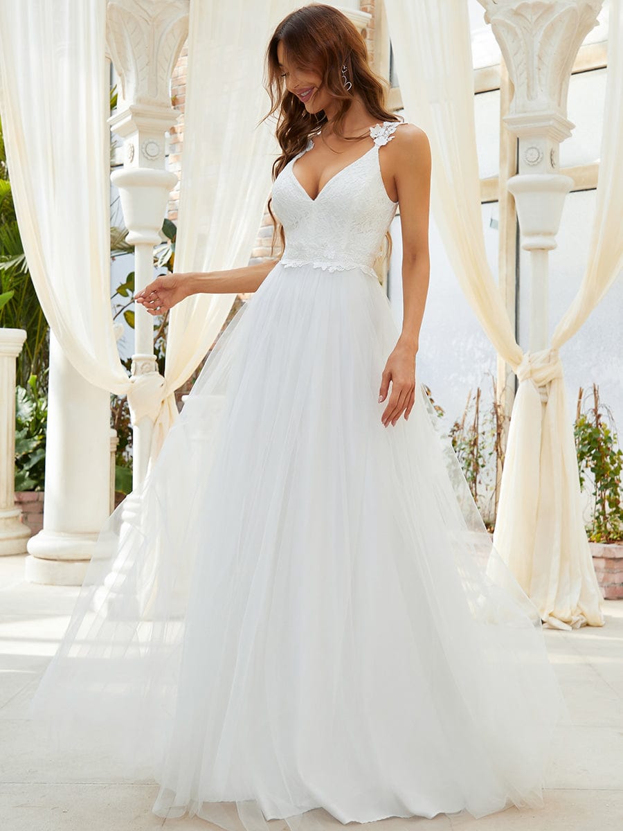 Elegant V-Neck Lace Tulle Bridal Gown