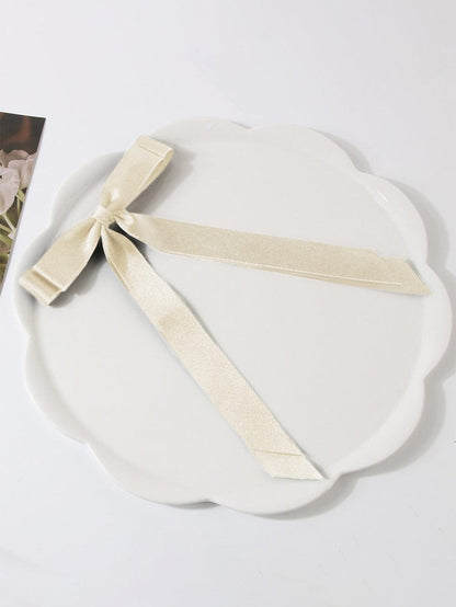 Elegant White Alligator Hair Clip with Double Bow Design