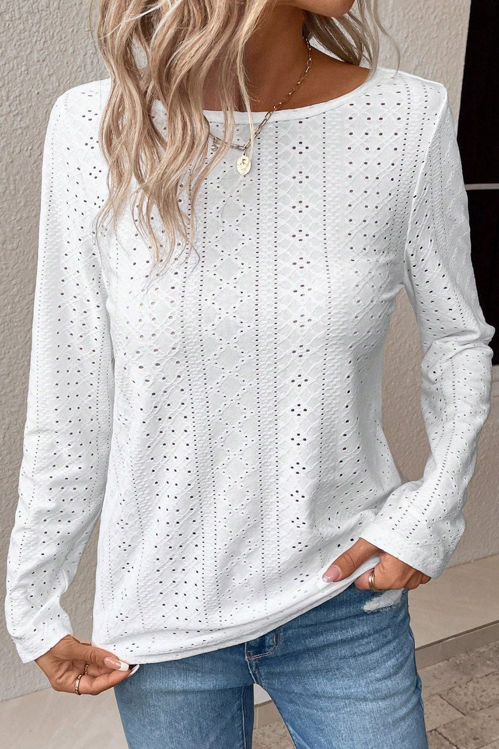 Elegant White Eyelet Lace Detailed Shift Top