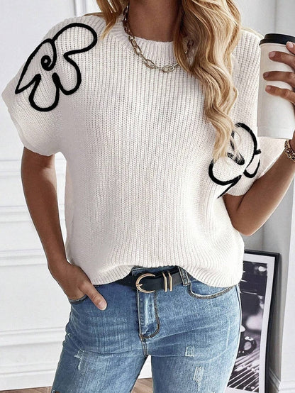 Elegant White Floral Embroidered Sweater Tee
