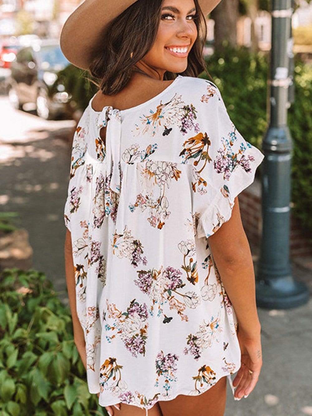Elegant White Floral Knot Back Short Sleeve Blouse