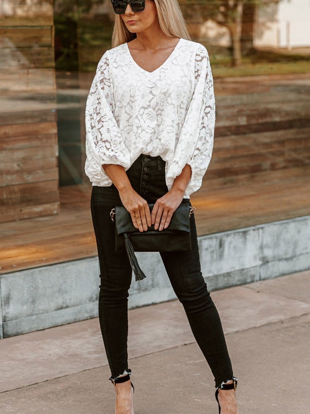 Elegant White Floral Lace V-Neck Top with Balloon Sleeves and Loose Fit