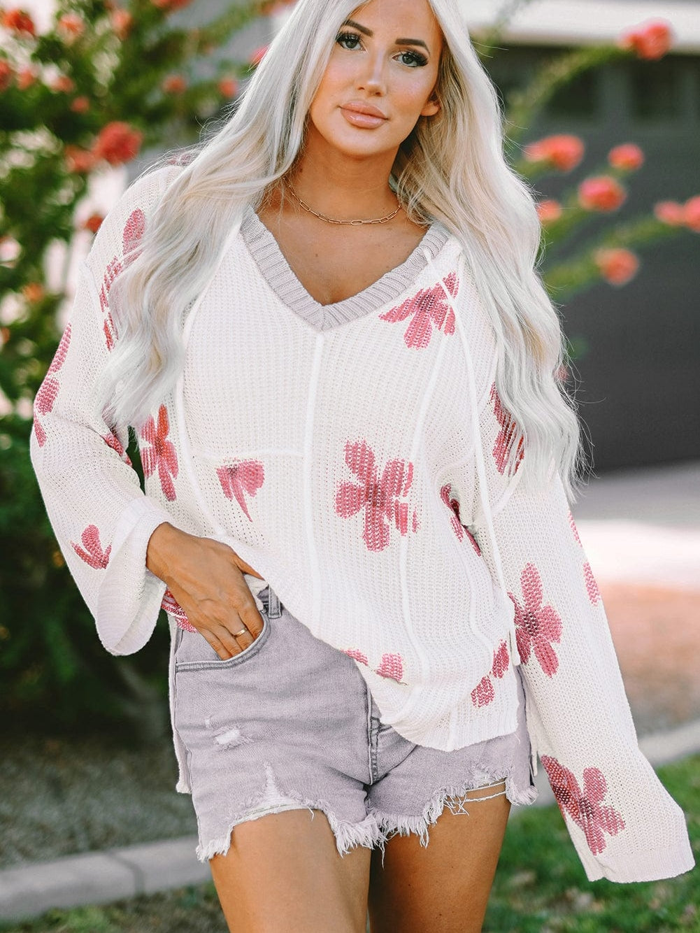 Elegant White Floral Pattern Cozy Hooded Knit Sweater