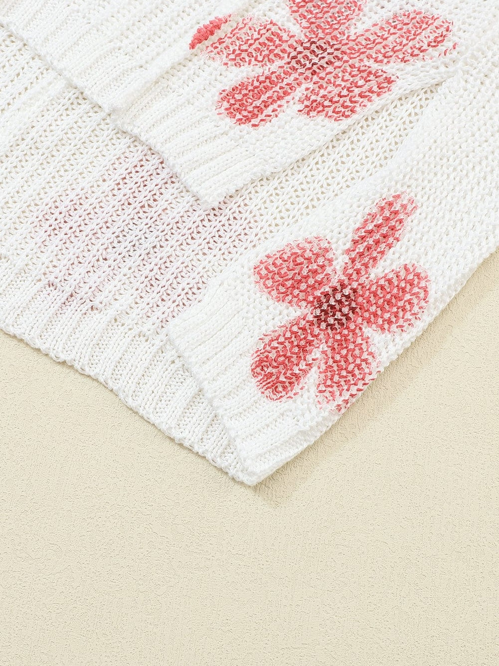 Elegant White Floral Pattern Cozy Hooded Knit Sweater