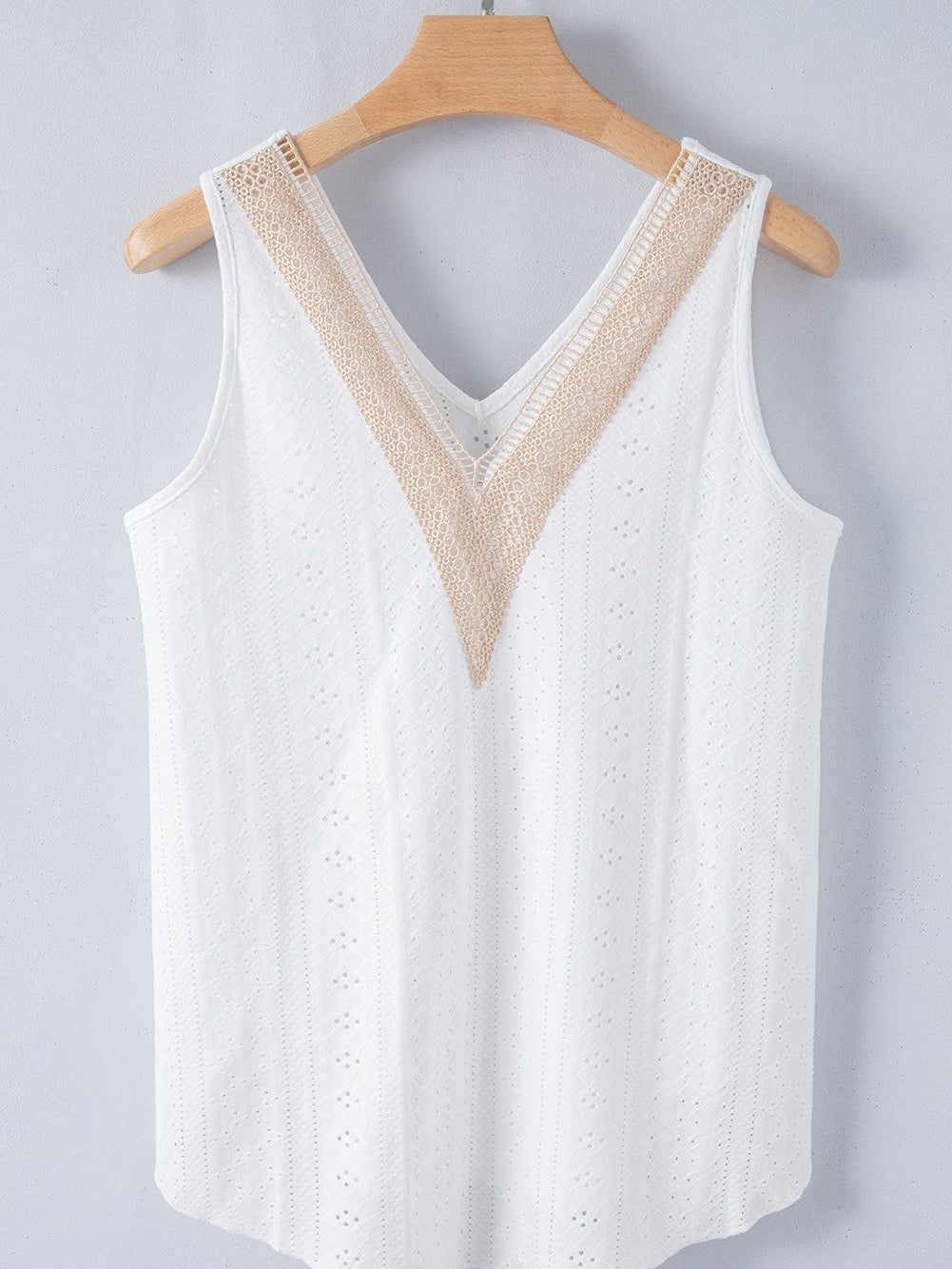 Elegant White Lace Crochet V Neck Sleeveless Tank Top