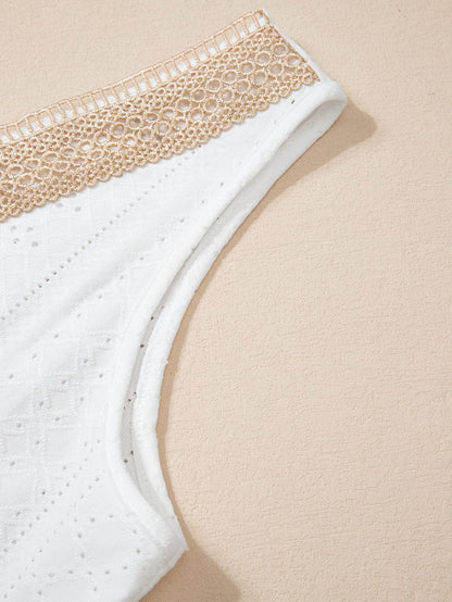 Elegant White Lace Crochet V Neck Sleeveless Tank Top