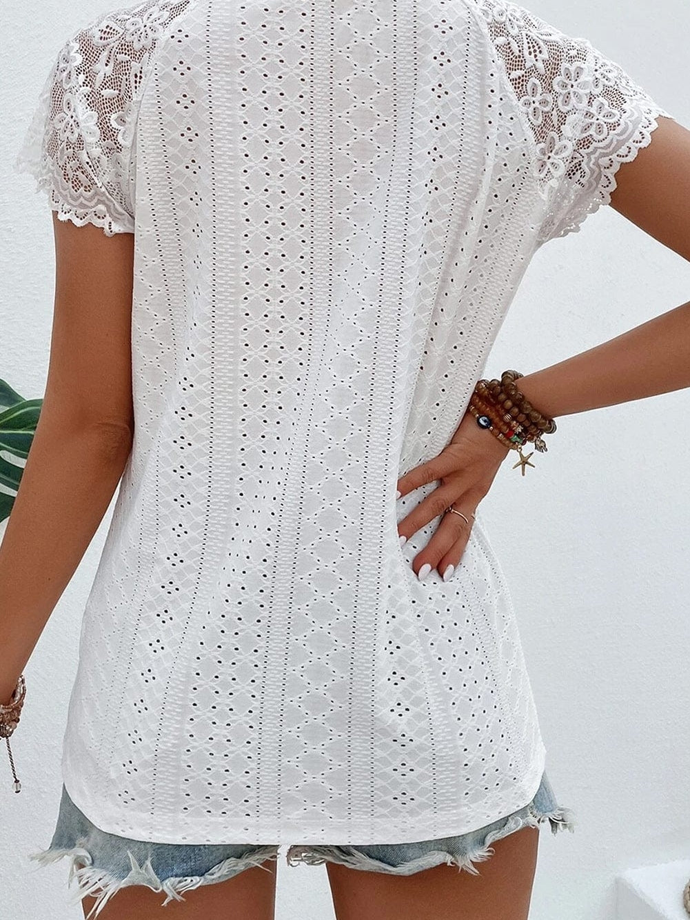 Elegant White Lace Eyelet Embroidered Tee with Short Sleeves