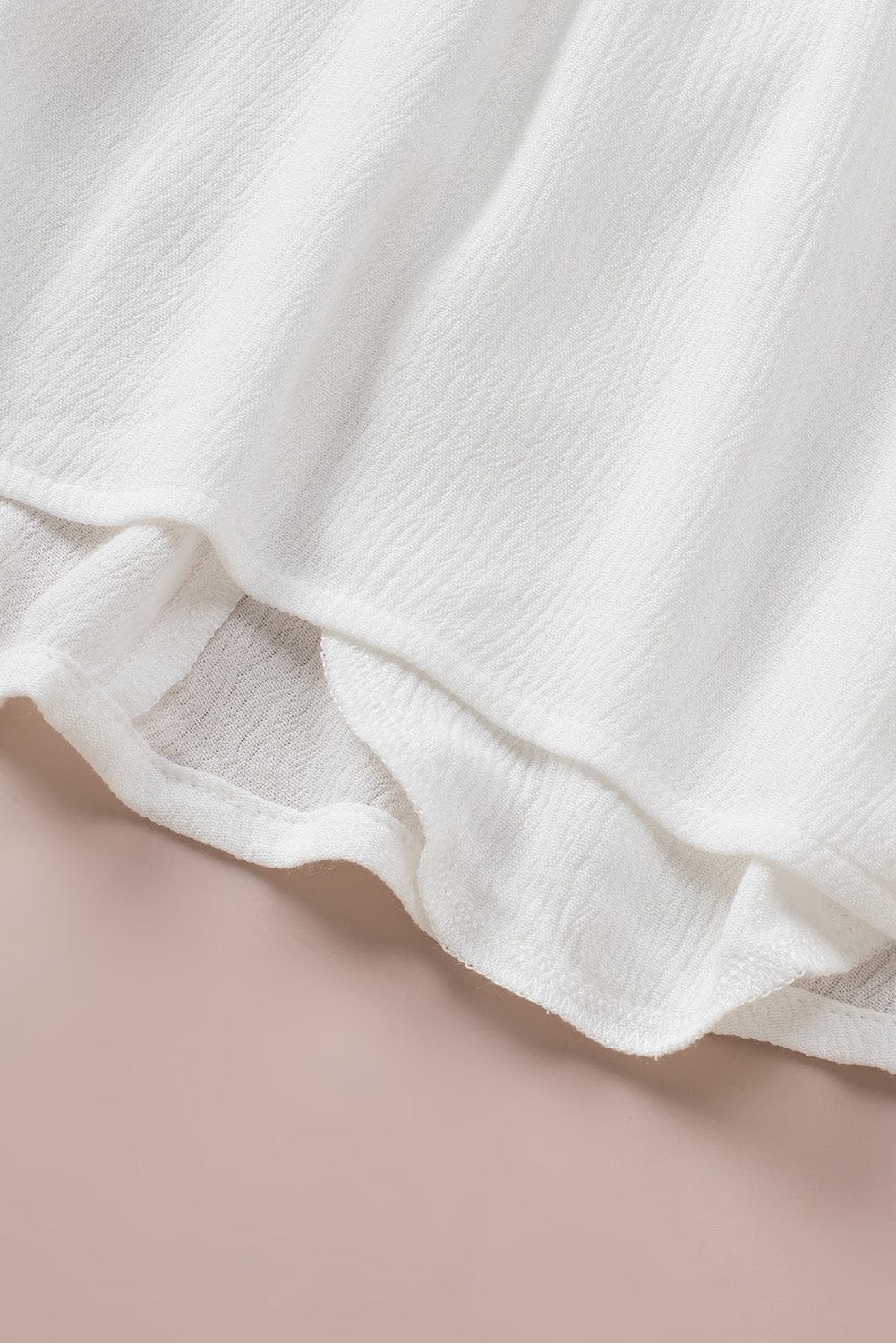 Elegant White Lace V-Neck Ruffle Blouse with Bracelet Sleeves