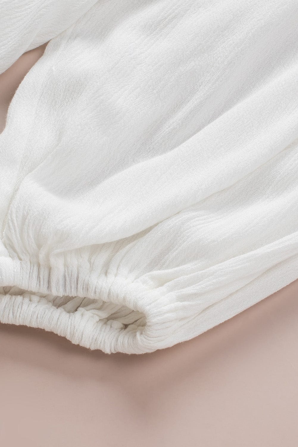 Elegant White Lace V-Neck Ruffle Blouse with Bracelet Sleeves