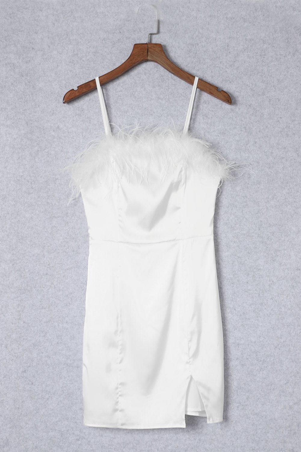 Elegant White Strapless Dress with Fluffy Feather Details