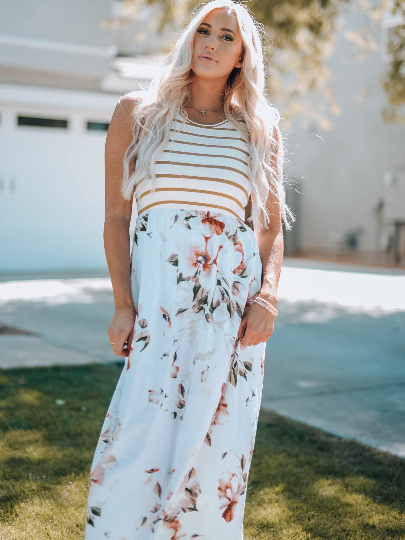 Elegant White Striped Floral Boho Maxi Dress with Pocket