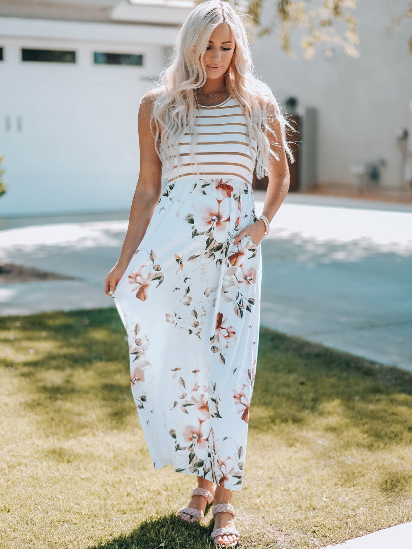 Elegant White Striped Floral Boho Maxi Dress with Pocket