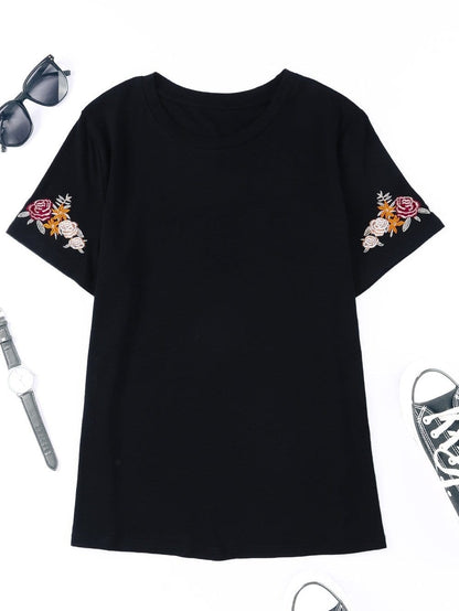 Embroidered Floral Black T-Shirt with Round Neck and Short Sleeves