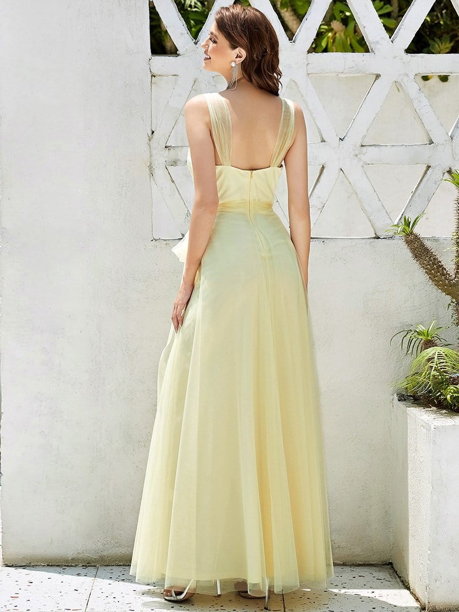 Enchanting Sleeveless Tulle Bridesmaid Gown