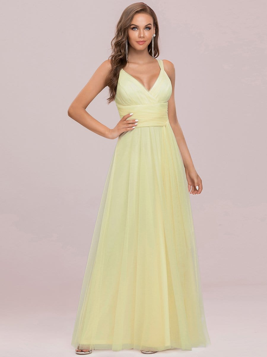 Enchanting Sleeveless Tulle Bridesmaid Gown