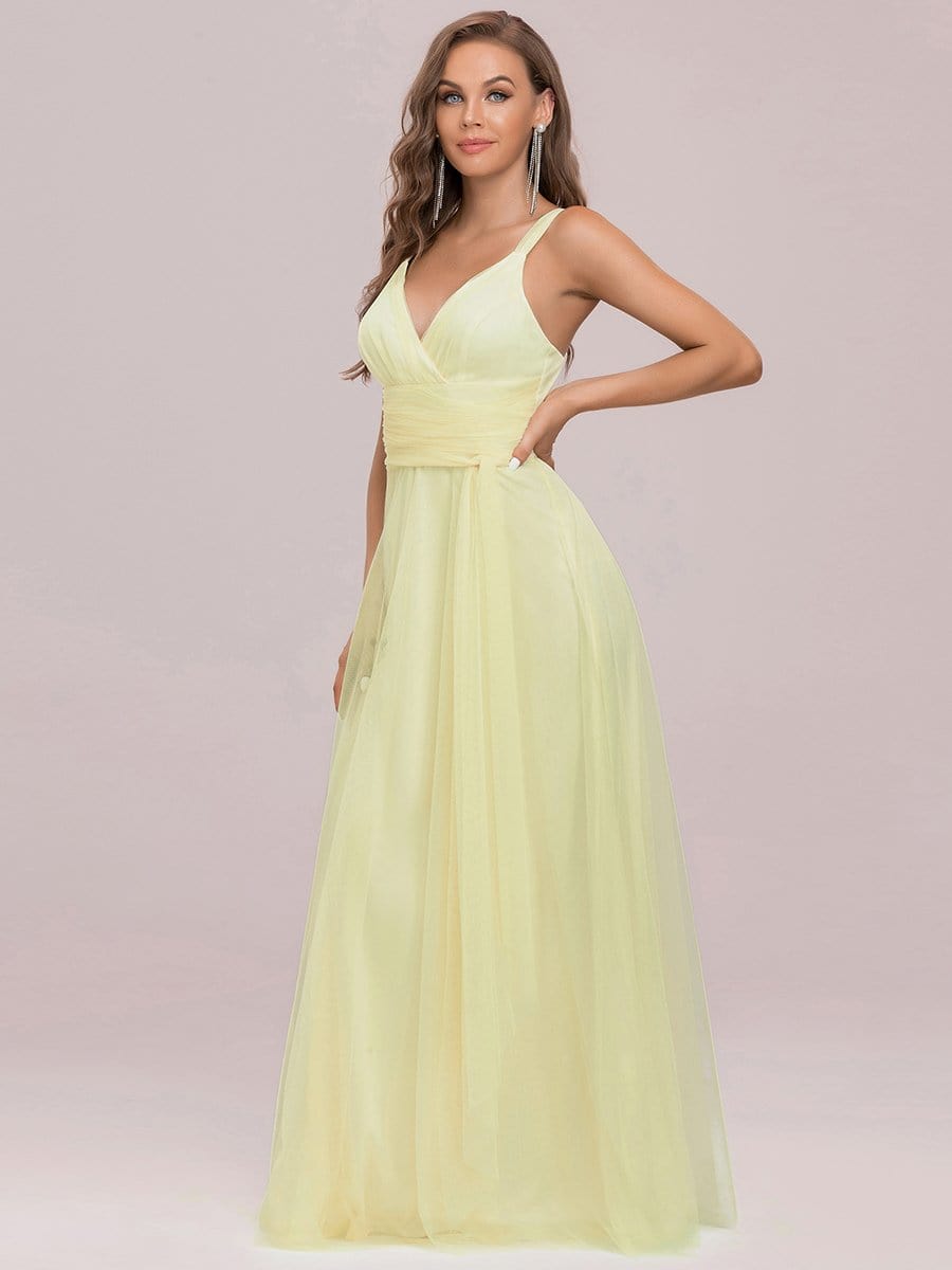 Enchanting Sleeveless Tulle Bridesmaid Gown