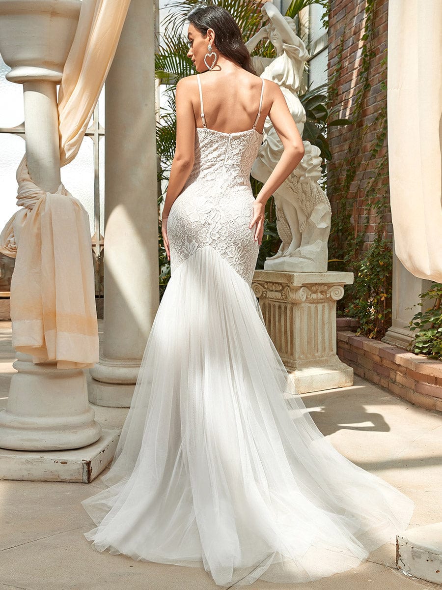 Enchanting Sweetheart Neck Wedding Gown