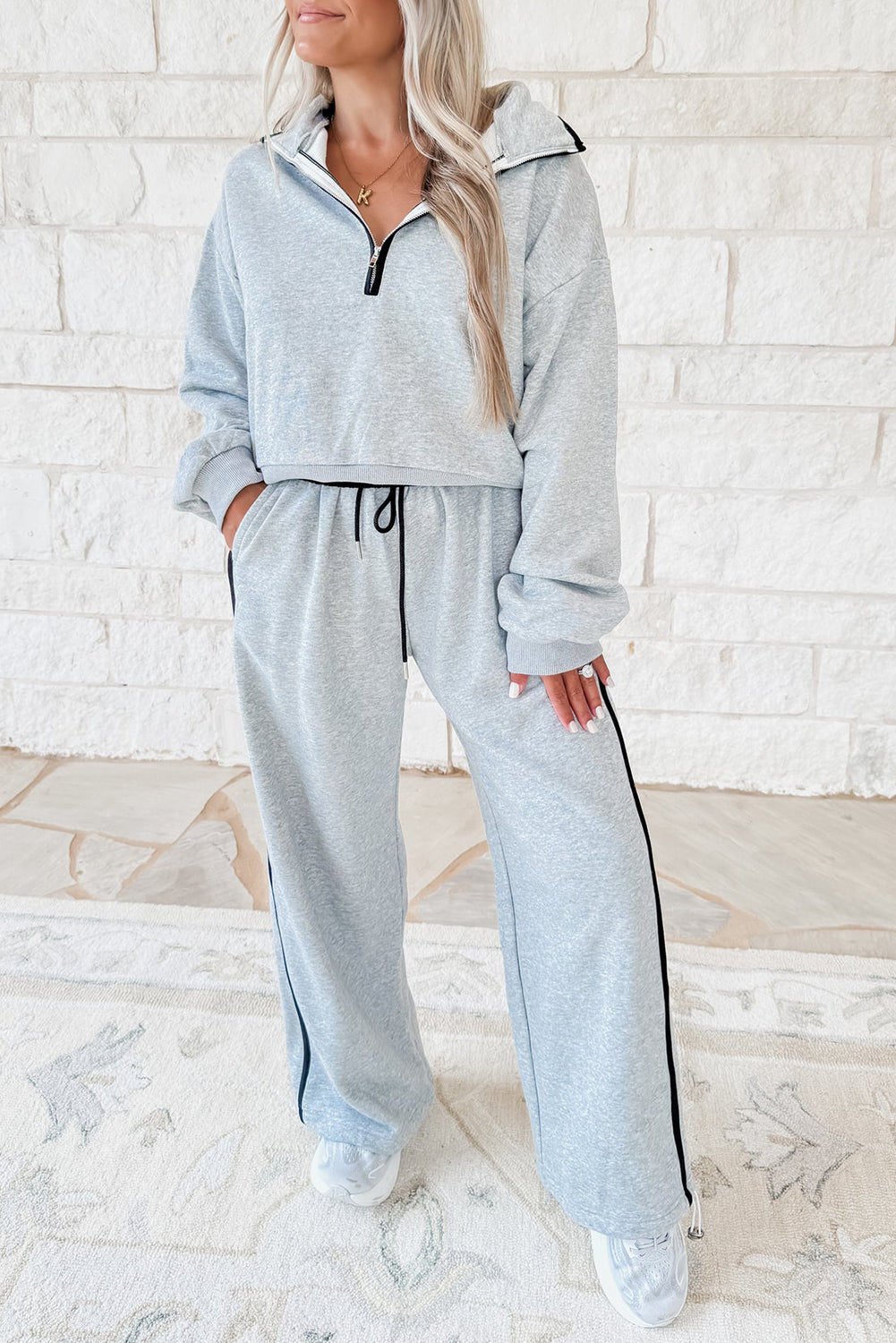 Light Grey Zipped Polo Collar Pullover & Contrast Piping Drawstring Sweatpants Set