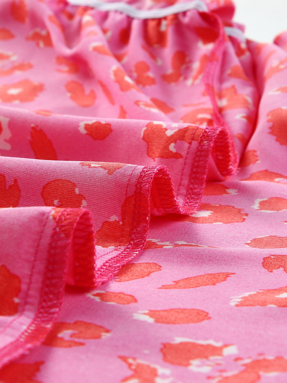 Leopard Print Plus Size Babydoll Dress with V Neck and Bubble Sleeves