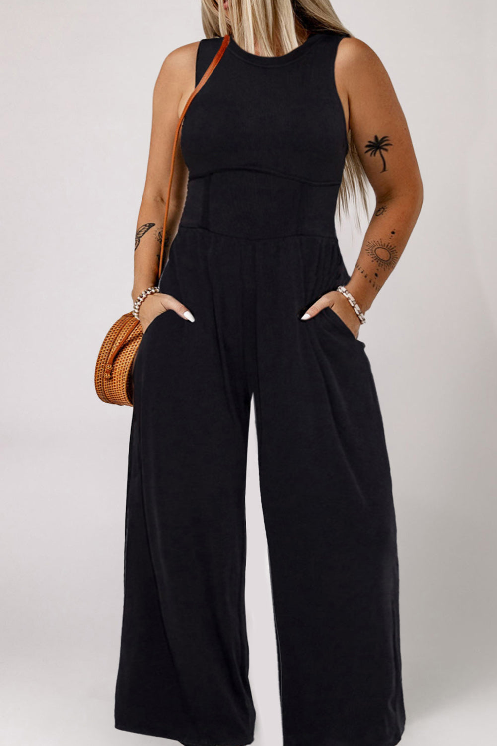 Chic Black Wide Leg Jumpsuit with Cinched Waist