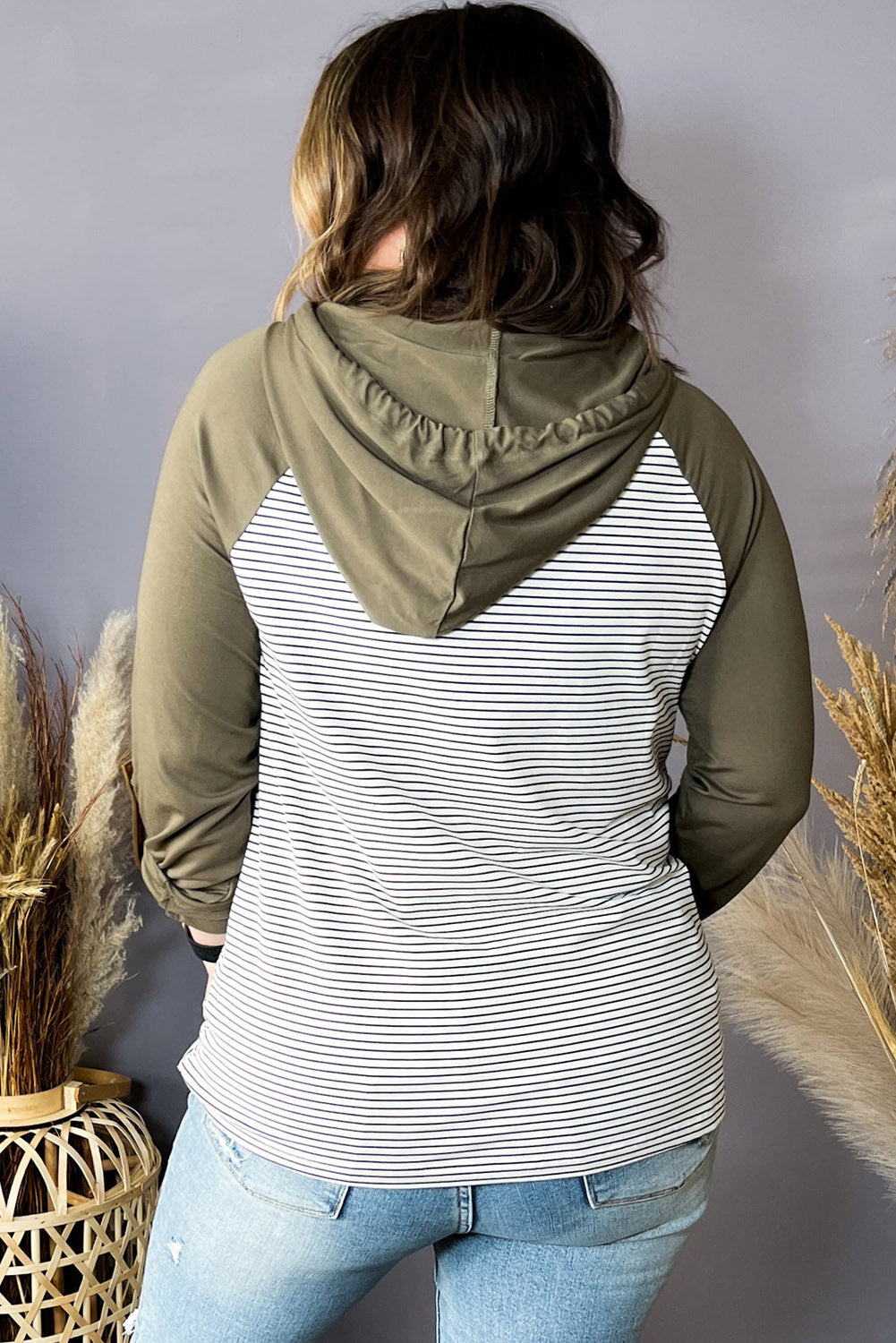 Green Striped Plus Size Hoodie with Raglan Sleeves and Buttoned Pocket