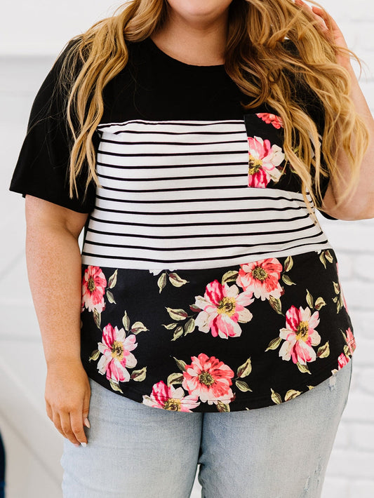 Chic Black Floral Striped Plus Size Short Sleeve Top