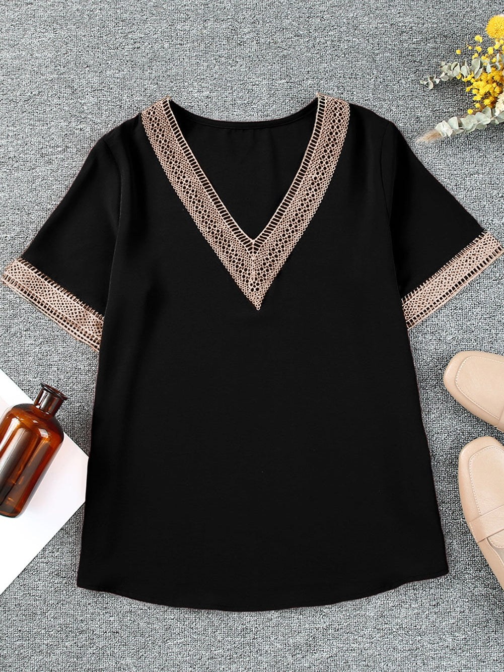 Black Lace Trim Short Sleeve V Neck Plus Size Top