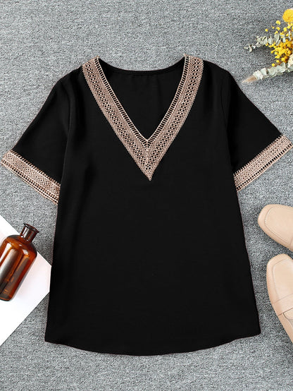 Black Lace Trim Short Sleeve V Neck Plus Size Top