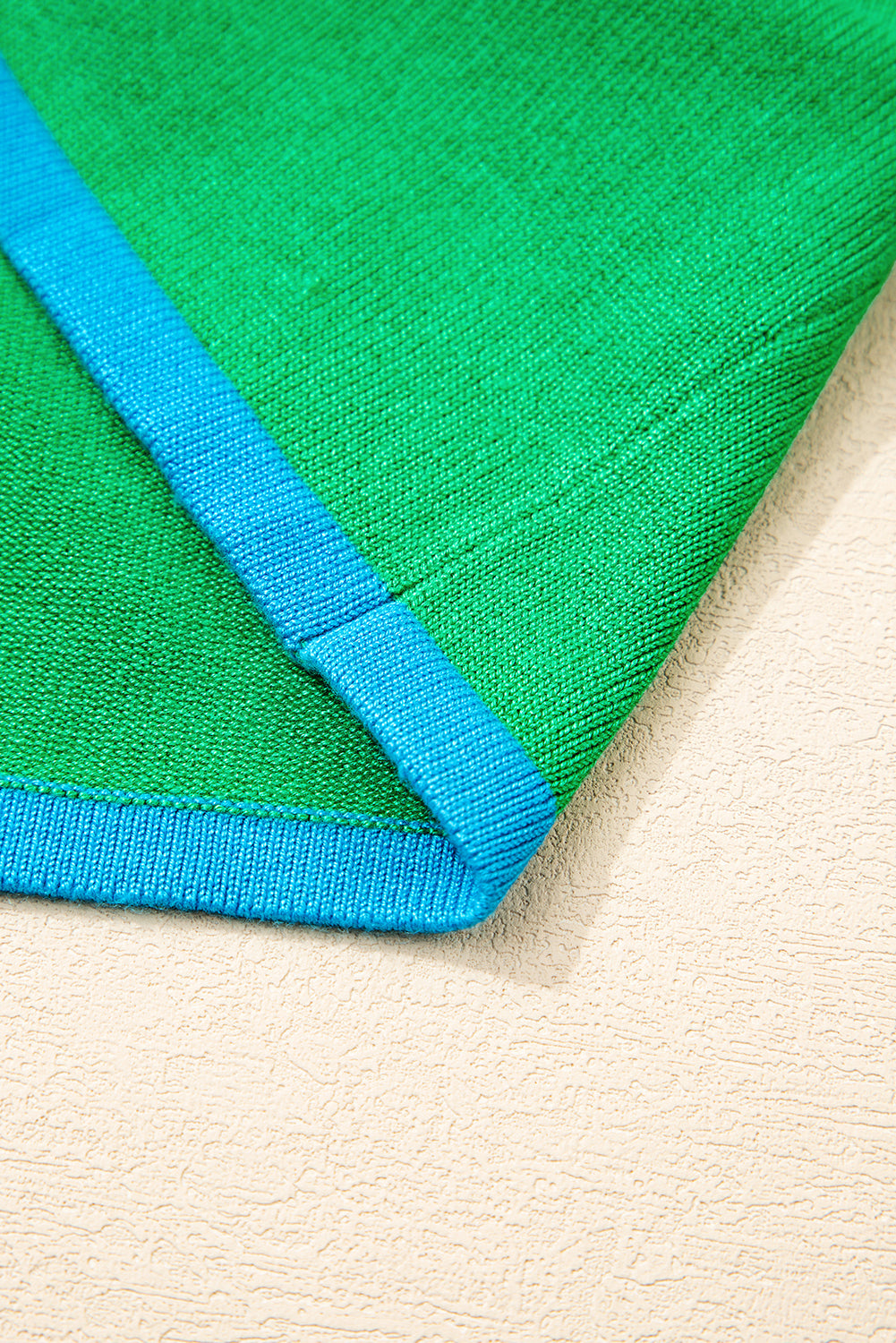 green short sleeve sweater