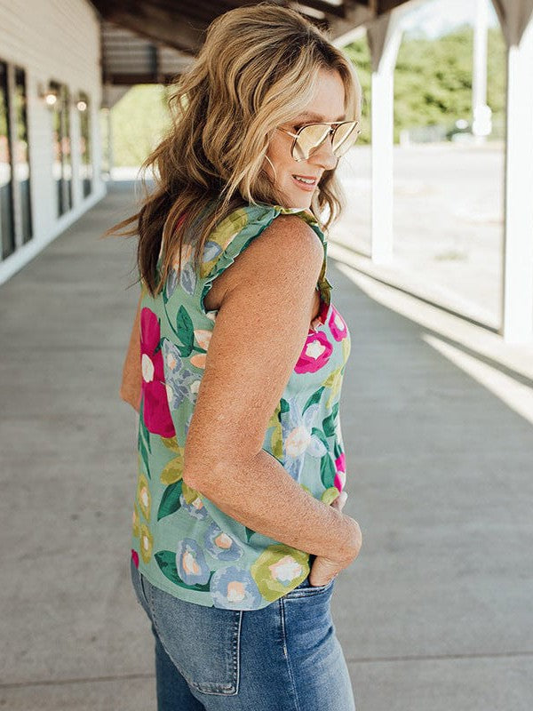 Fashionable Women's Round Neck Ruffle Bottom Vest with Plant Flower Print