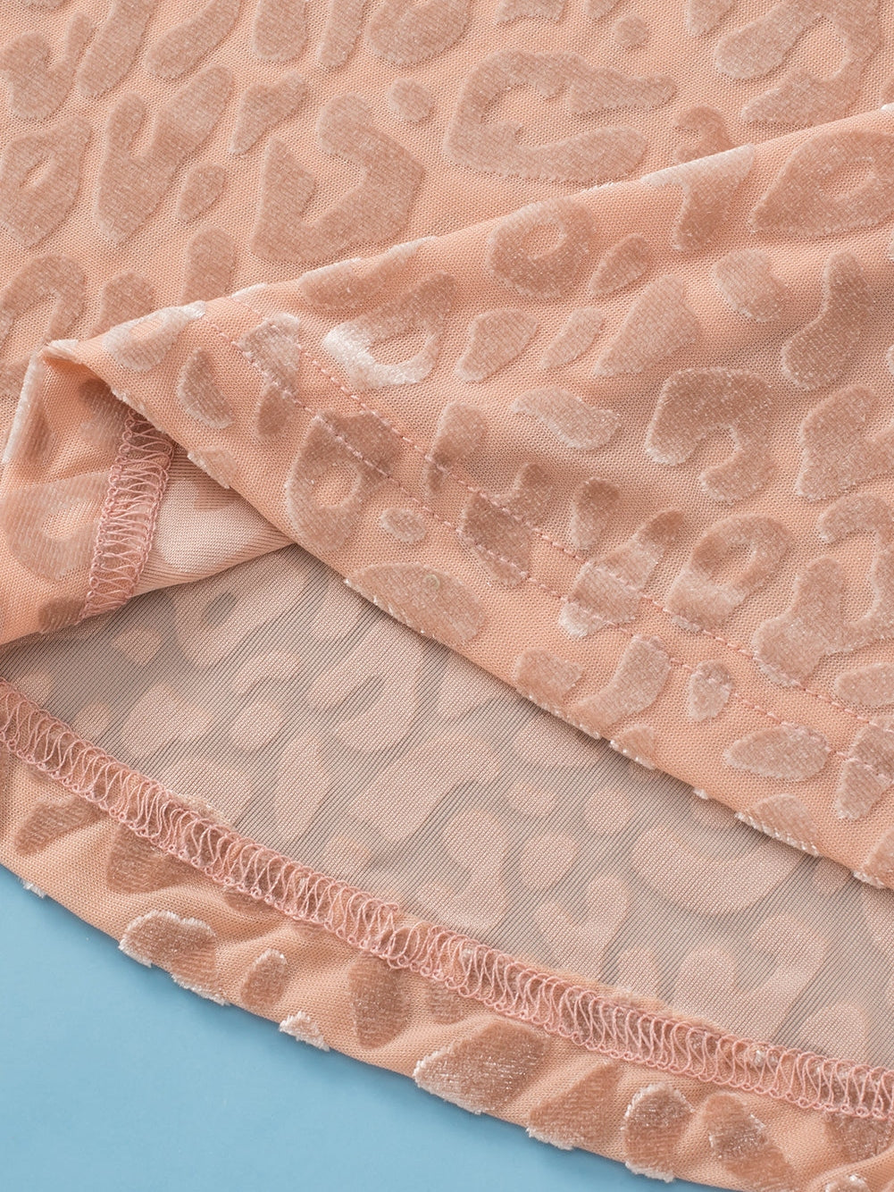 Plus Size Khaki Leopard Print V-Neck T-shirt