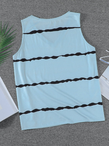 Gray Striped V Neck Plus Size Tank Top with Flag Print