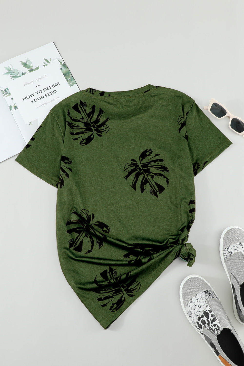 Green Dandelion Print Crew Neck T-shirt