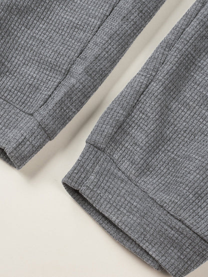 Elevate Your Street Style with Women's Sleeveless V-Neck Jumpsuit