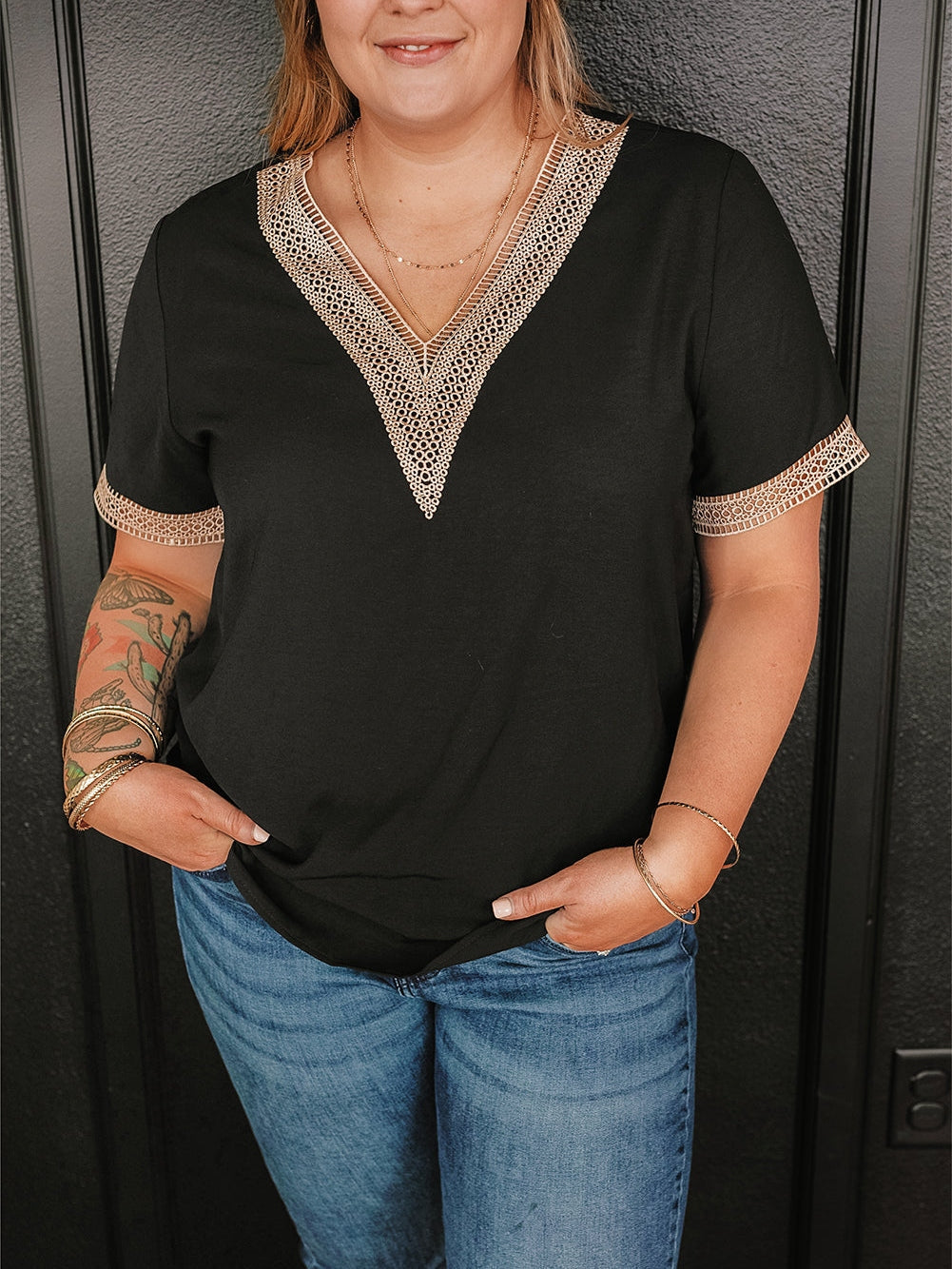 Black Lace Trim Short Sleeve V Neck Plus Size Top