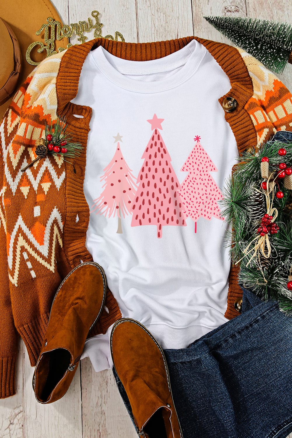 Festive White Christmas Tree Print Crewneck Sweatshirt