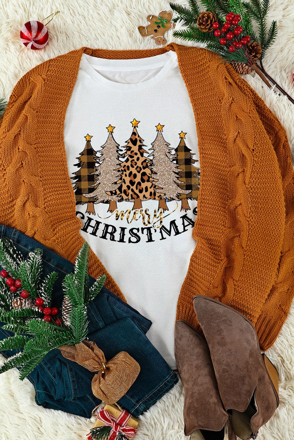 Festive White Leopard Christmas Trees Print T-Shirt