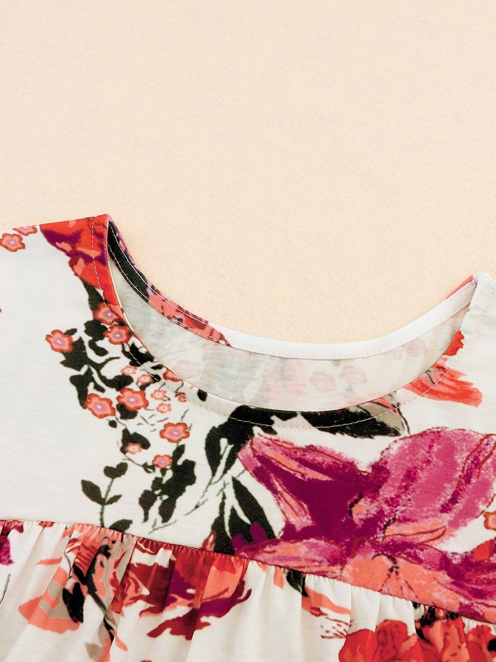 Fiery Red Floral Summer Blouse with Round Neck and Short Sleeves