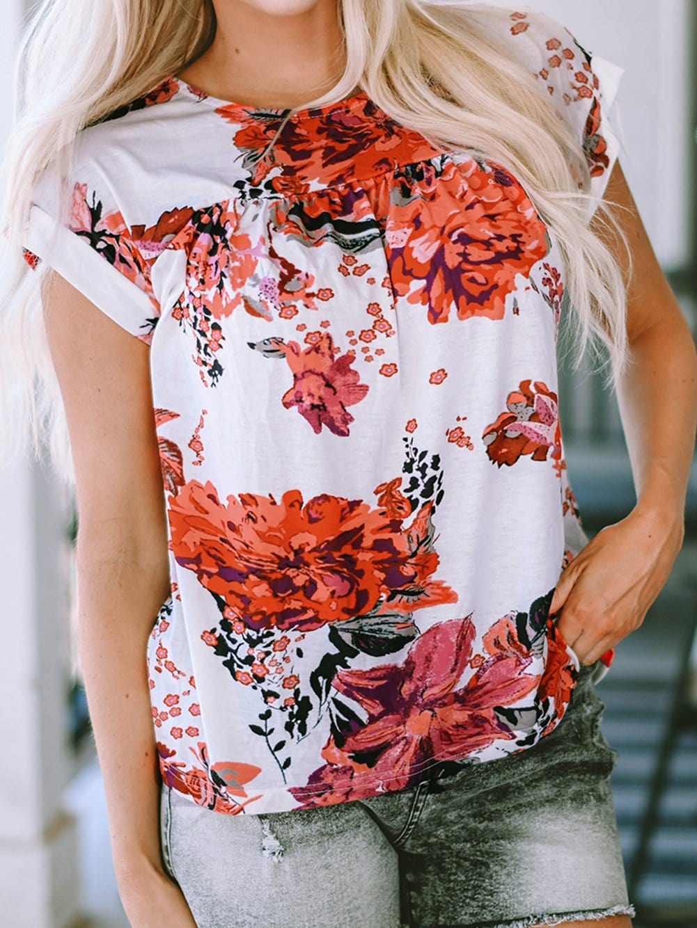 Fiery Red Floral Summer Blouse with Round Neck and Short Sleeves