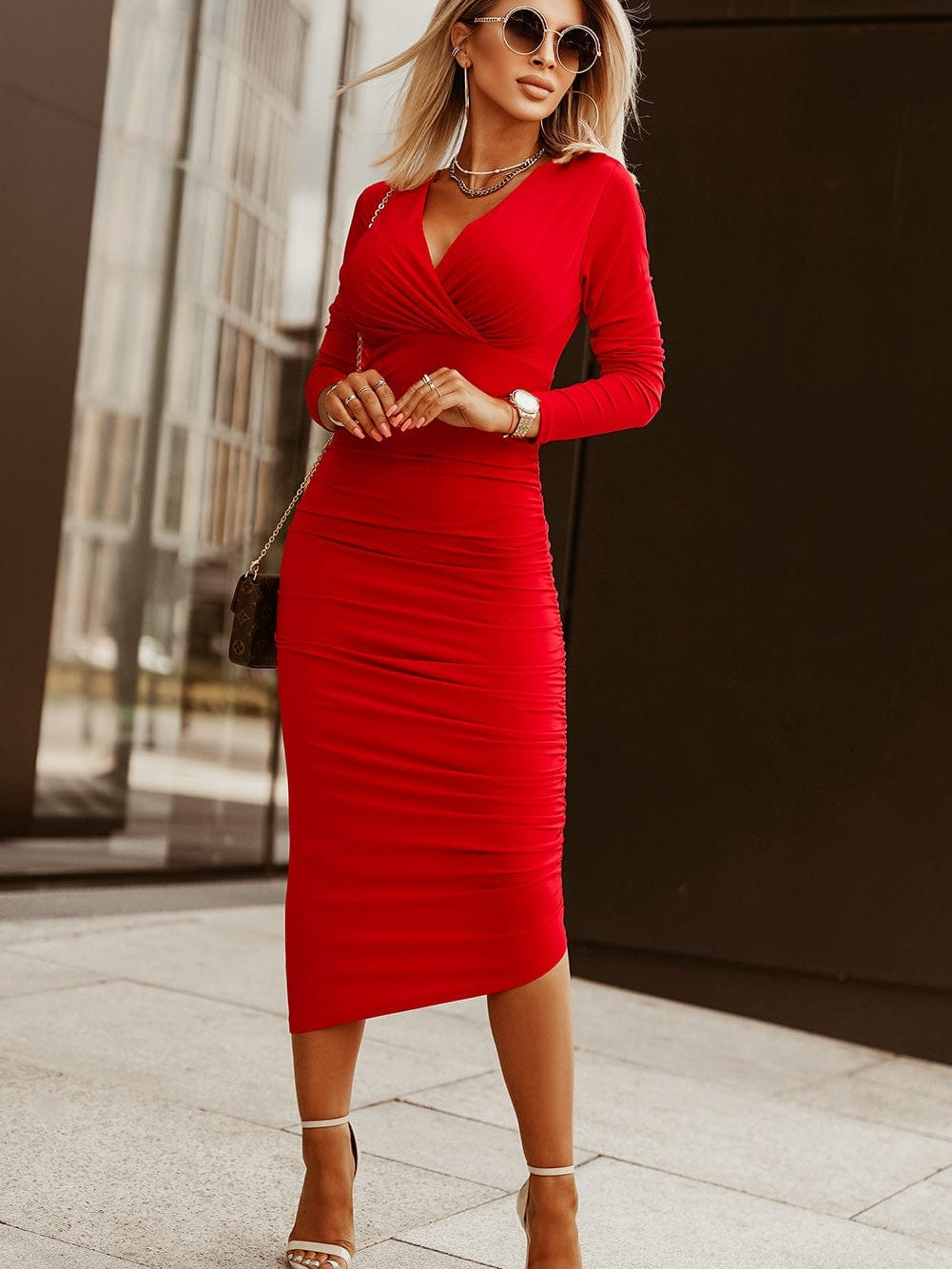 Fiery Red Ruched Sheath V Neck Bodycon Dress with Long Sleeves
