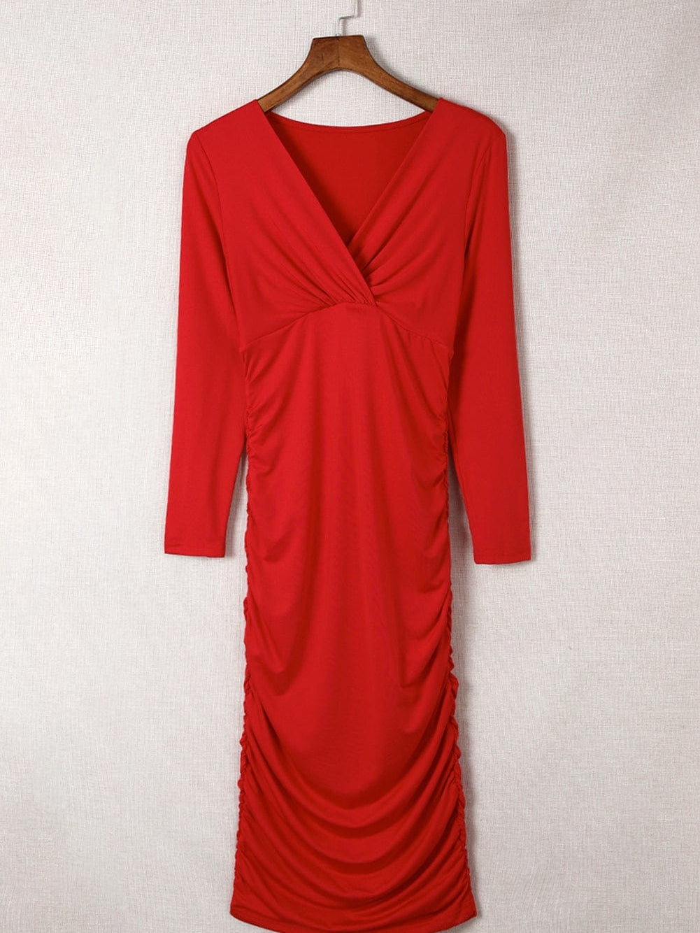 Fiery Red Ruched Sheath V Neck Bodycon Dress with Long Sleeves
