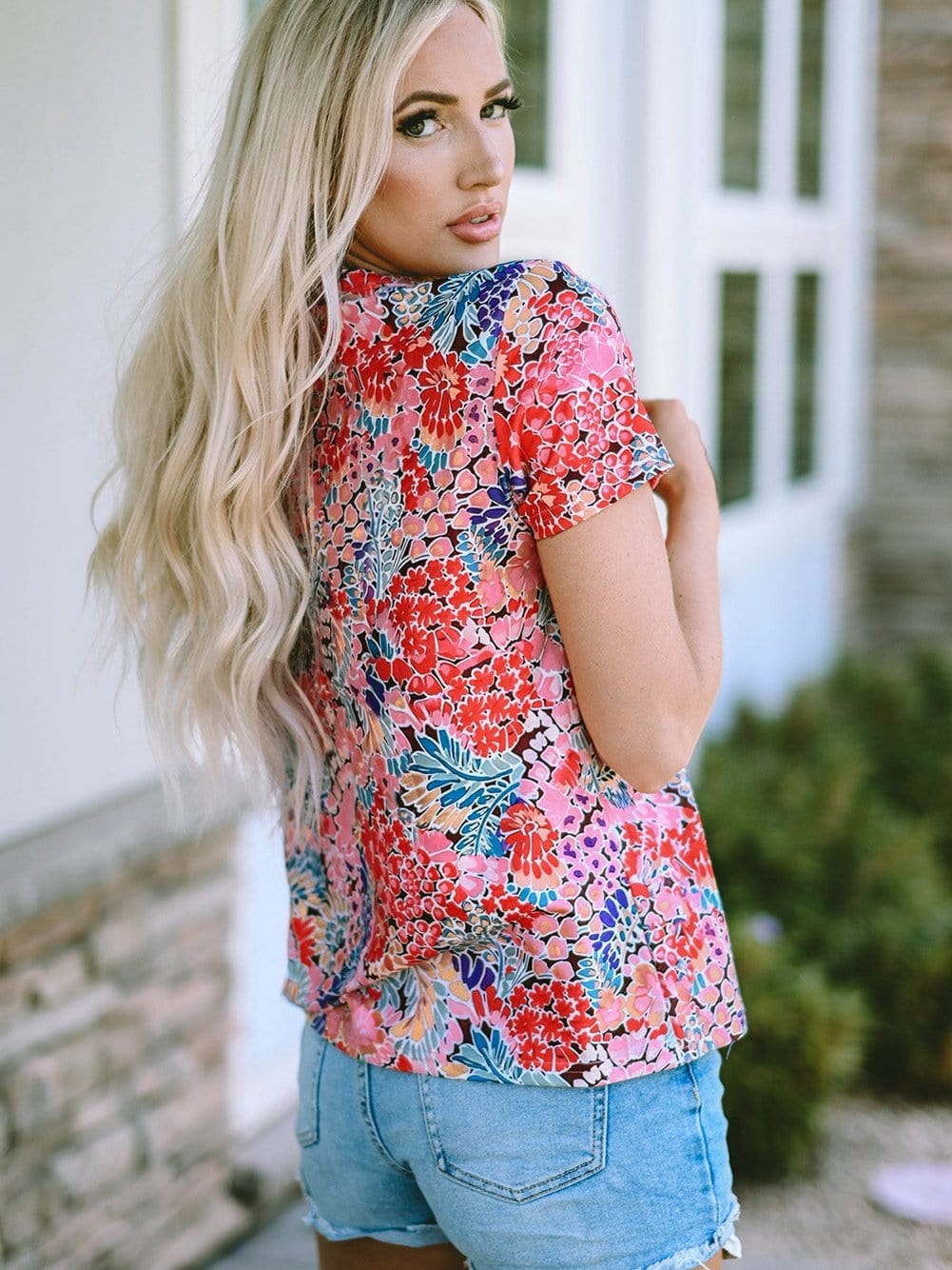 Flaming Scarlet Floral Print Slim Fit Tee