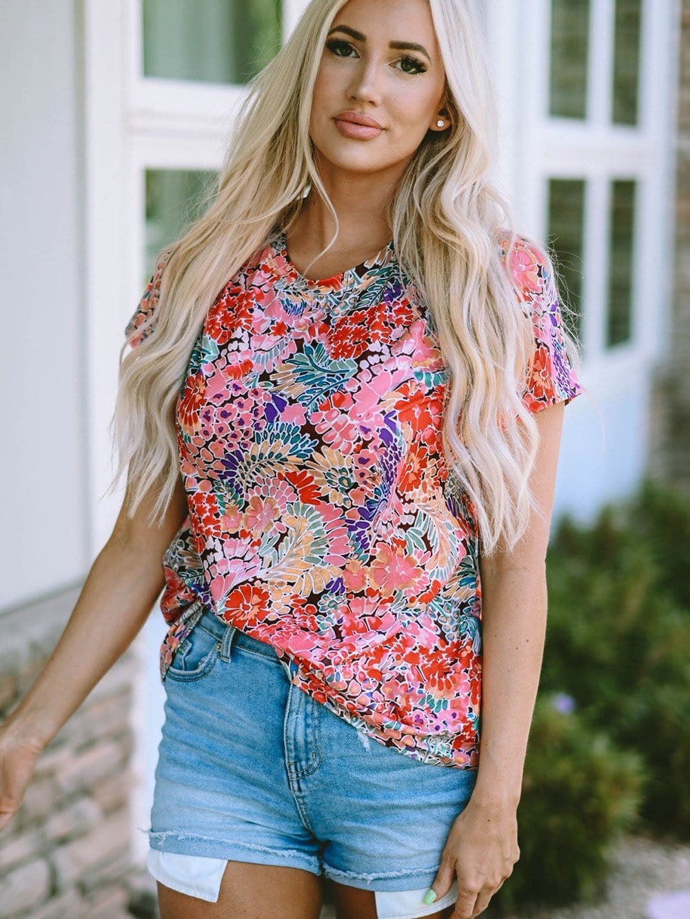 Flaming Scarlet Floral Print Slim Fit Tee