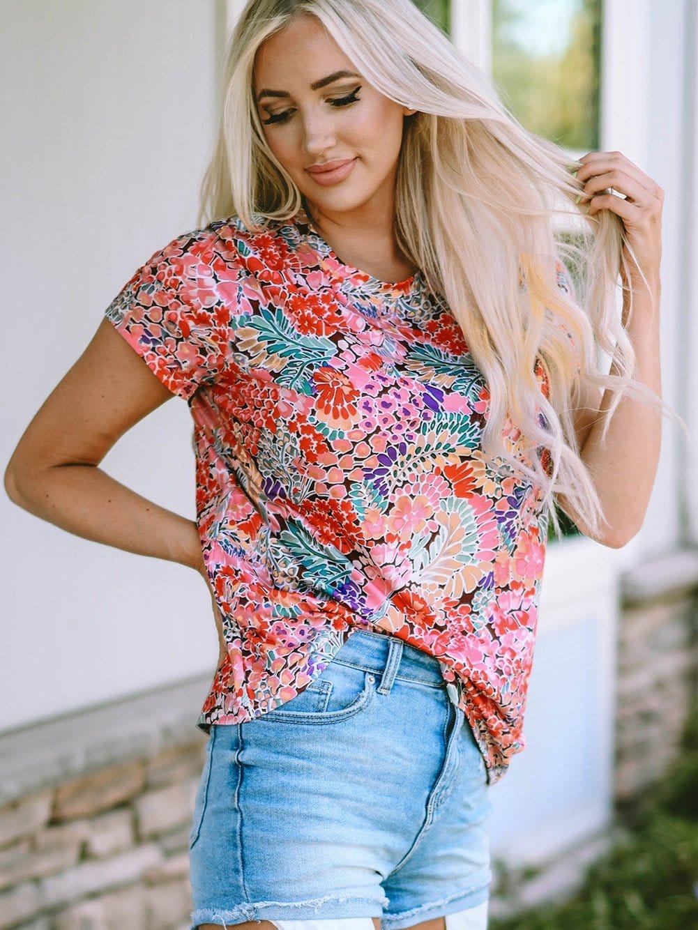 Flaming Scarlet Floral Print Slim Fit Tee