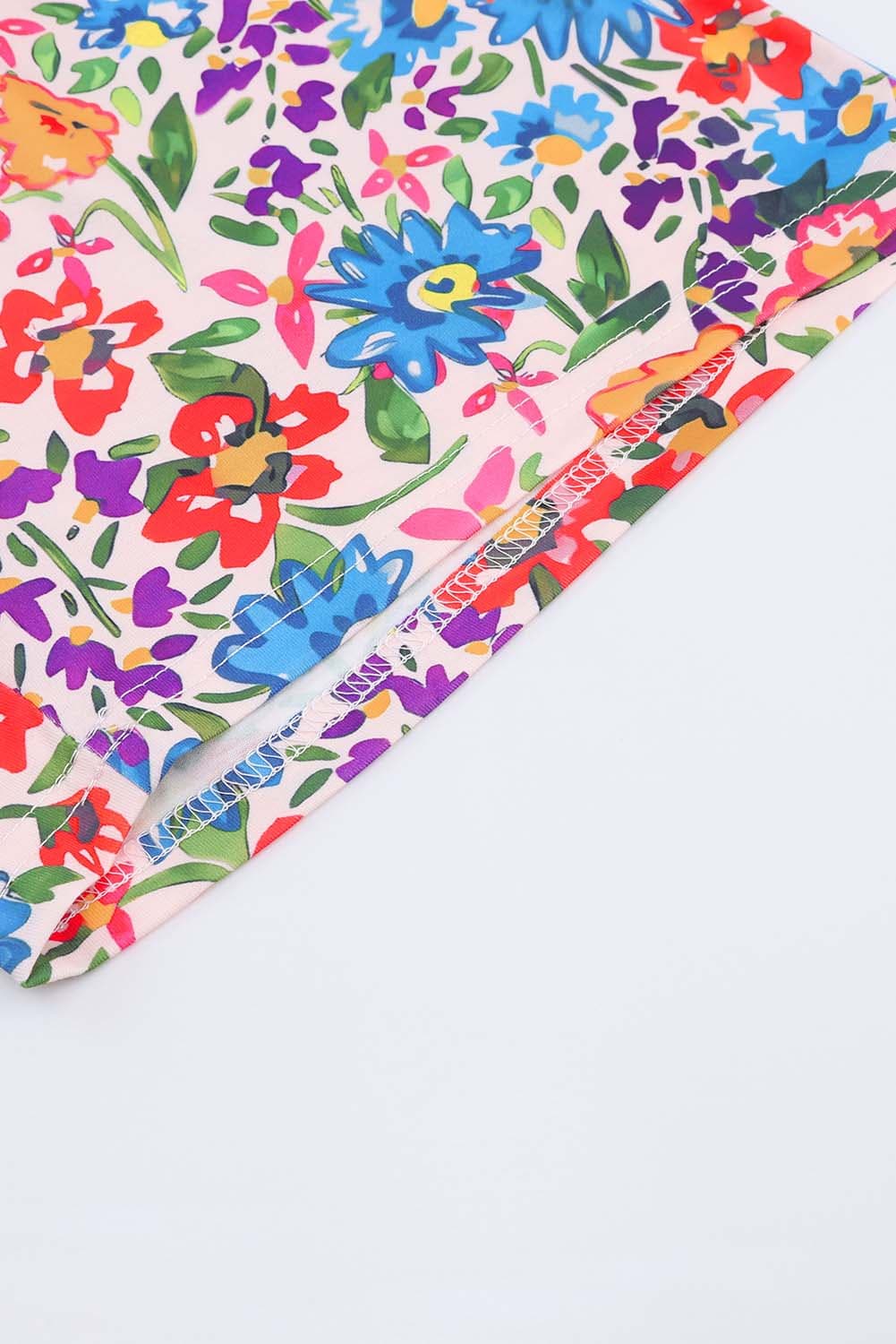 Floral Dream Sleeveless Lounge Set in Multicolor Leopard Pattern