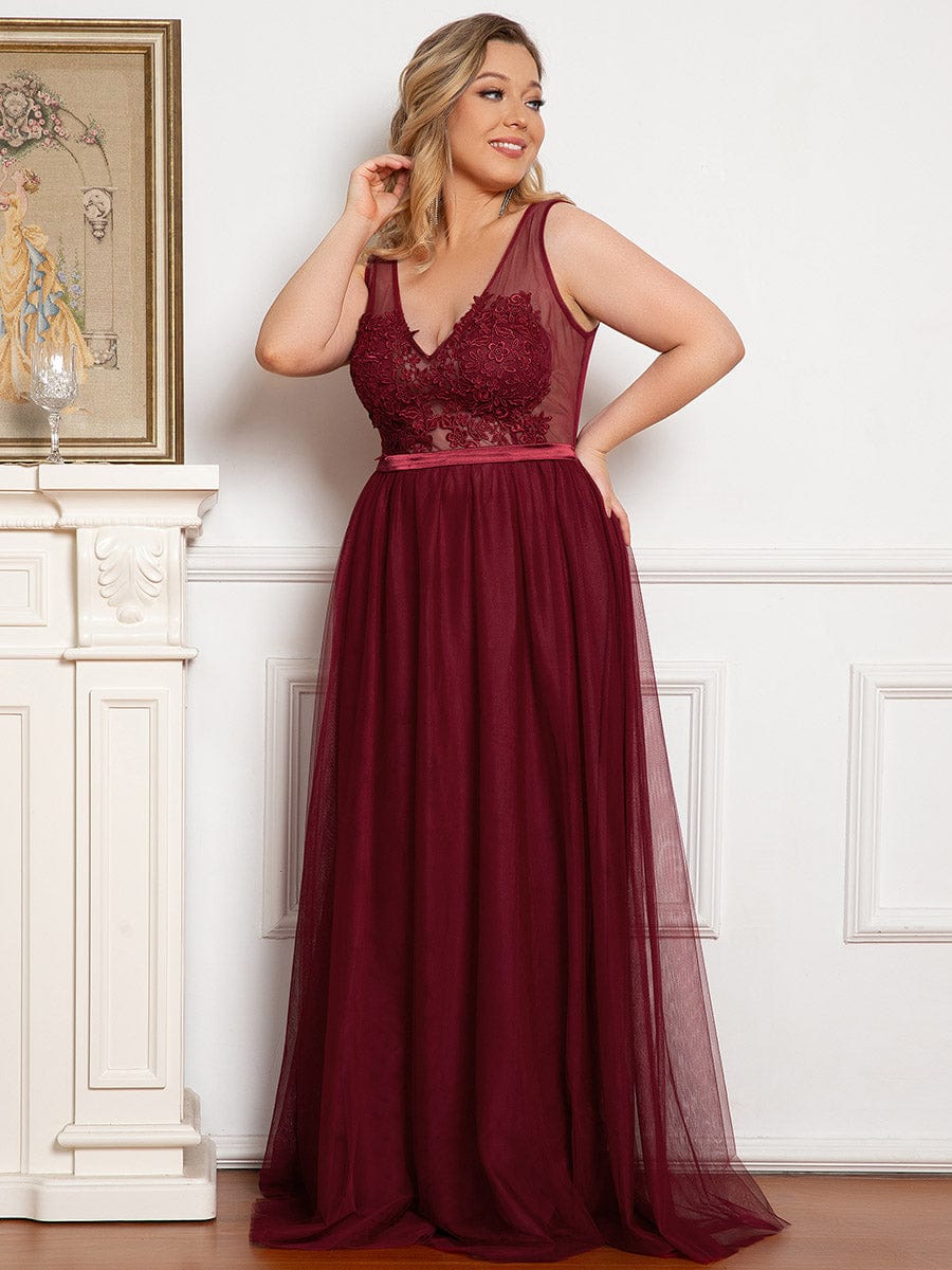 Floral Lace Appliques A-Line Plus Size Bridesmaid Gown