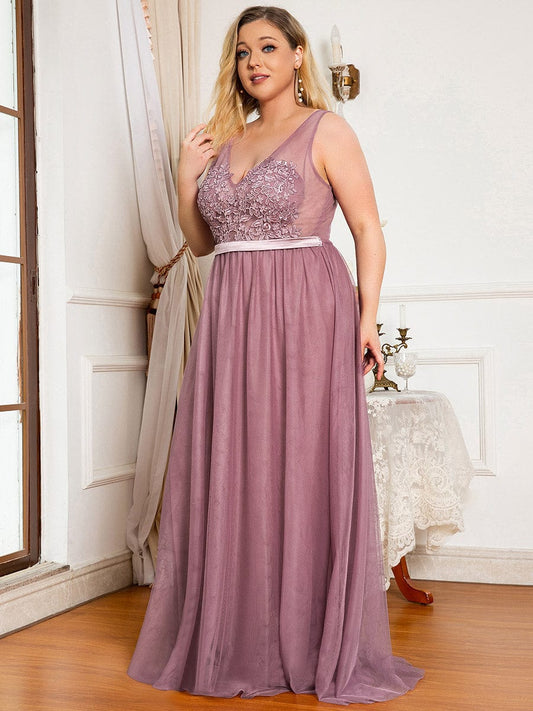 Floral Lace Appliques A-Line Plus Size Bridesmaid Gown