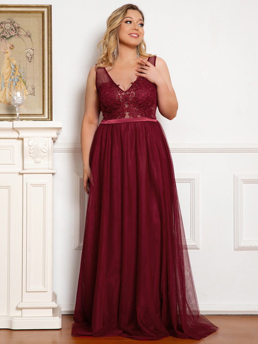 Floral Lace Appliques A-Line Plus Size Bridesmaid Gown