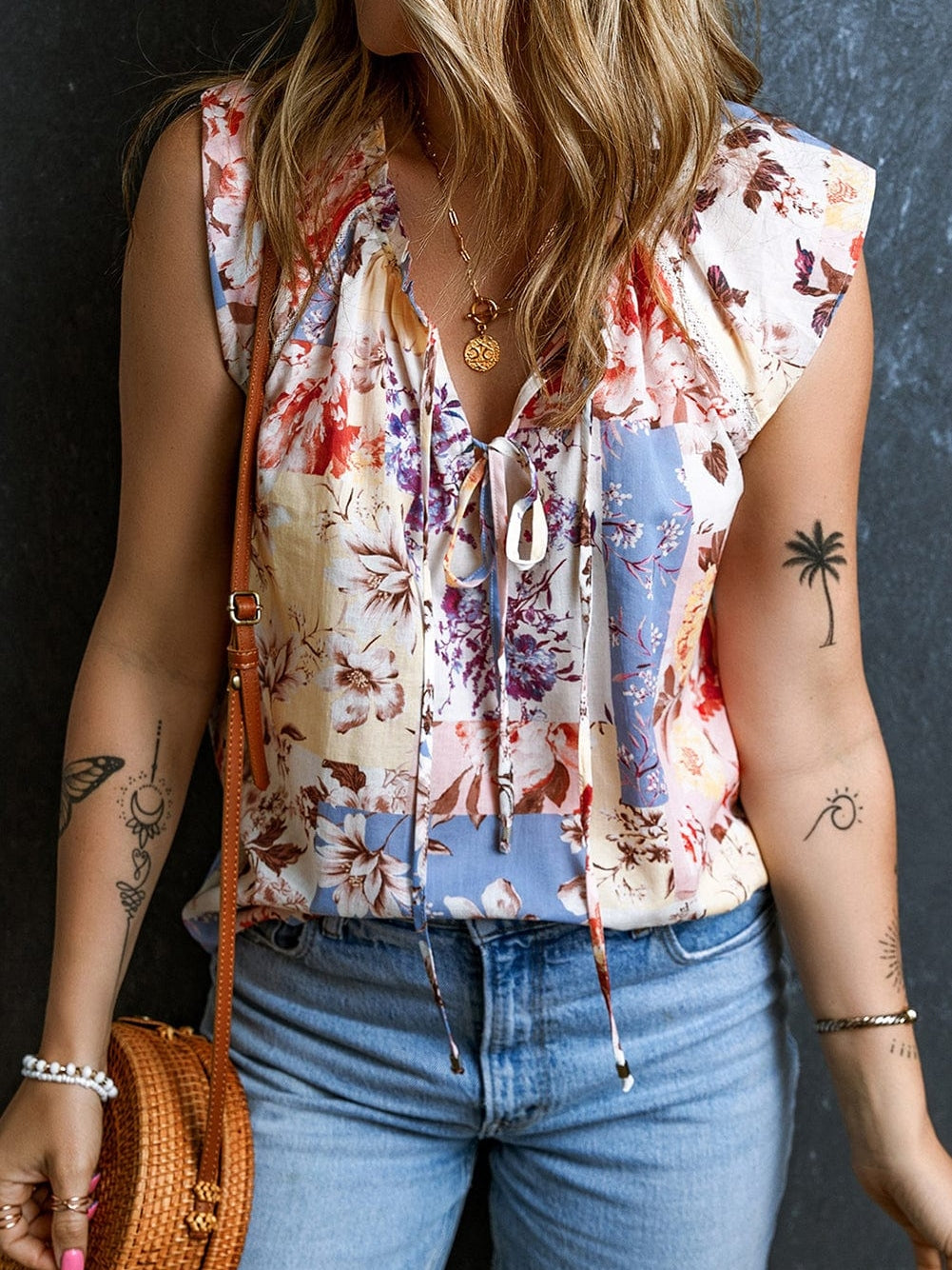 Floral Lace Trim V-Neck Cap Sleeve Blouse with Multicolor Print